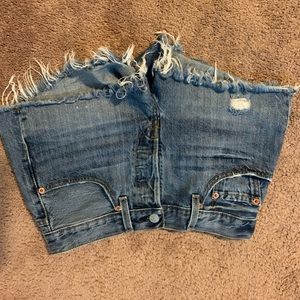 Levi Jean Shorts